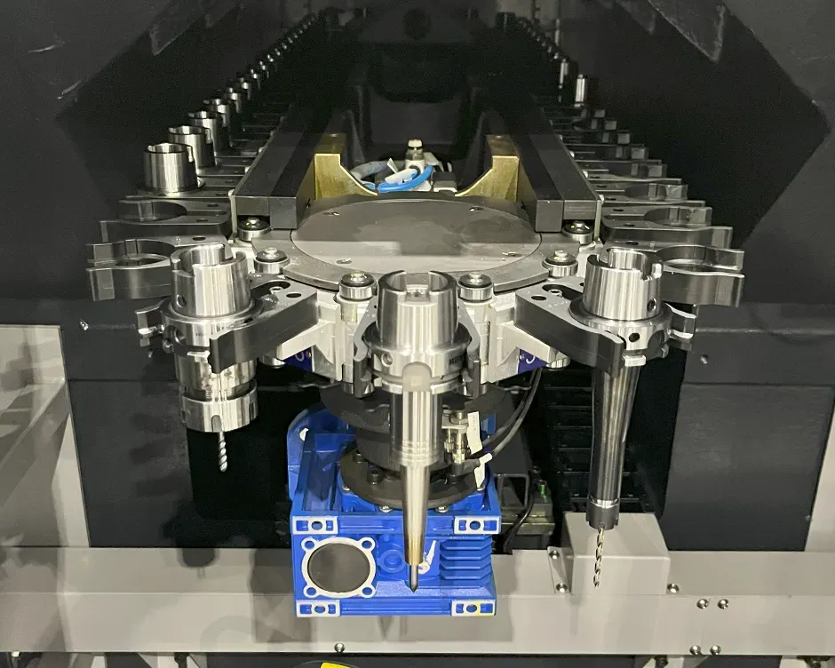 5 осевая фрезеровка фото 5